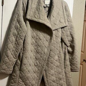 Bagatelle Collection New York Sz large  Coat.